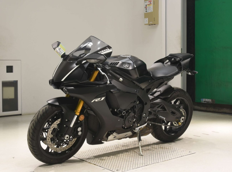 Мотоцикл Yamaha YZF-R1 с пробегом 10200 km