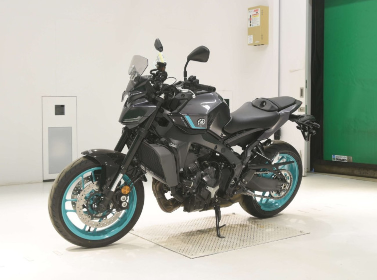 Мотоцикл Yamaha MT-09 з пробігом 11421 km