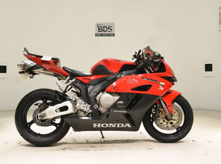 Мотоцикл Honda CBR1000RR з пробігом 82568 km