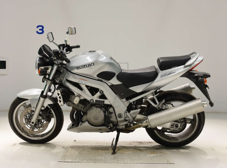 Мотоцикл Suzuki SV1000 з пробігом 34750 km