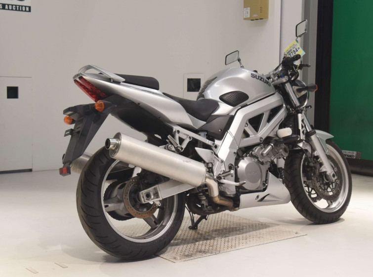 Мотоцикл Suzuki SV1000 з пробігом 34750 km