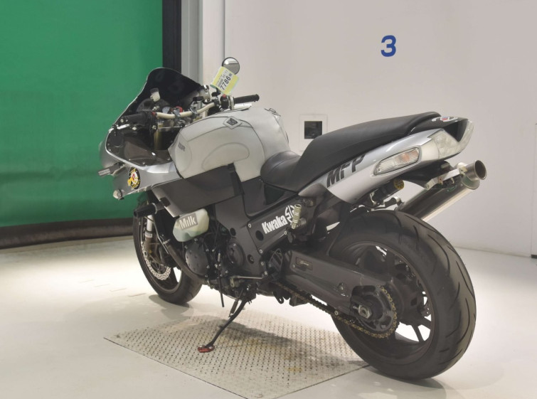 Мотоцикл Kawasaki ZZ-R1400 з пробігом 42704 km