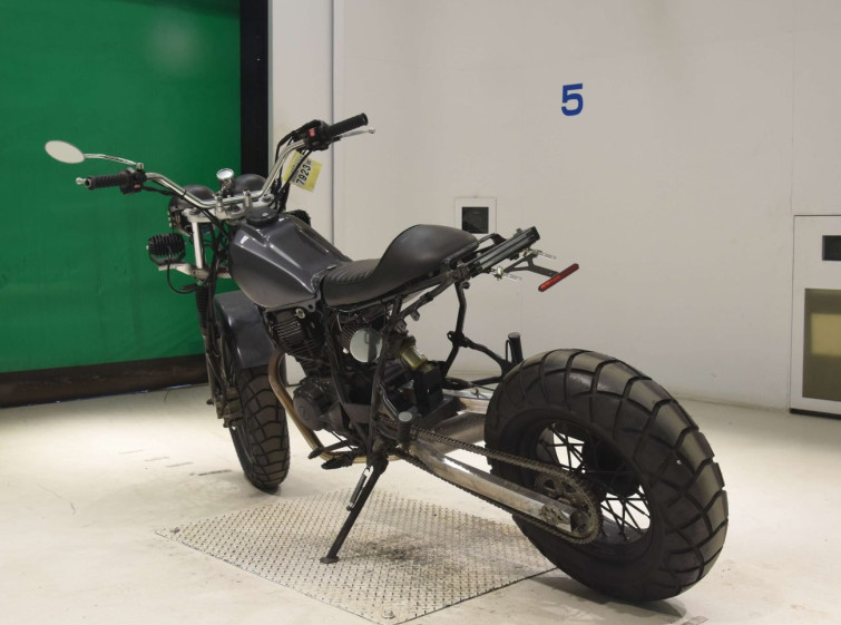 Мотоцикл Yamaha TW200E з пробігом 39964 km