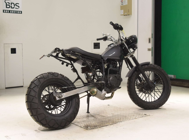 Мотоцикл Yamaha TW200E з пробігом 39964 km