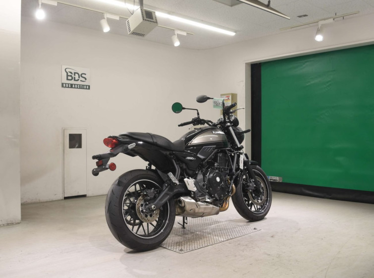 Мотоцикл Kawasaki Z650RS з пробігом 1317 km