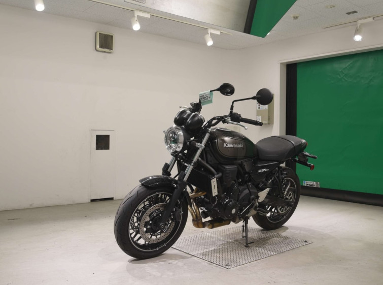 Мотоцикл Kawasaki Z650RS з пробігом 1317 km