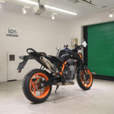 Мотоцикл KTM 890 DUKE R з пробігом 2952 km