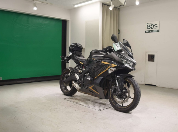 Мотоцикл Kawasaki NINJA ZX-25R
