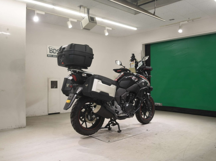 Мотоцикл Suzuki V-STROM DL250