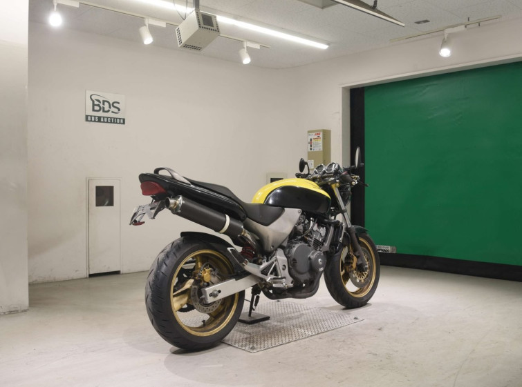 Мотоцикл Honda HORNET CB250F