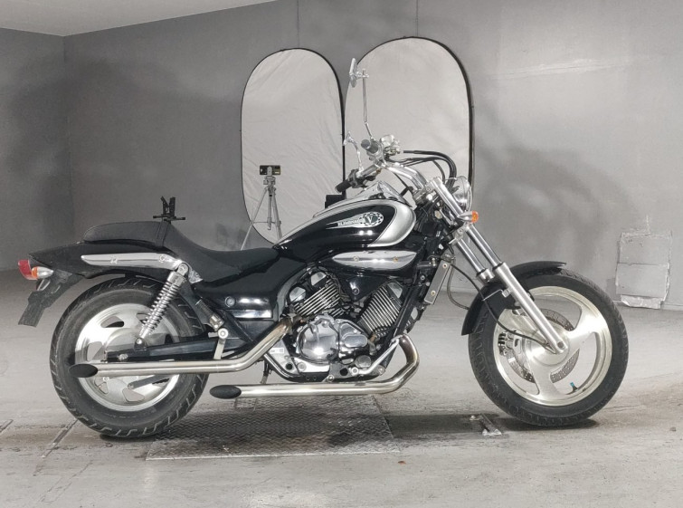 Мотоцикл Kawasaki ELIMINATOR 250V с пробегом 16268 km