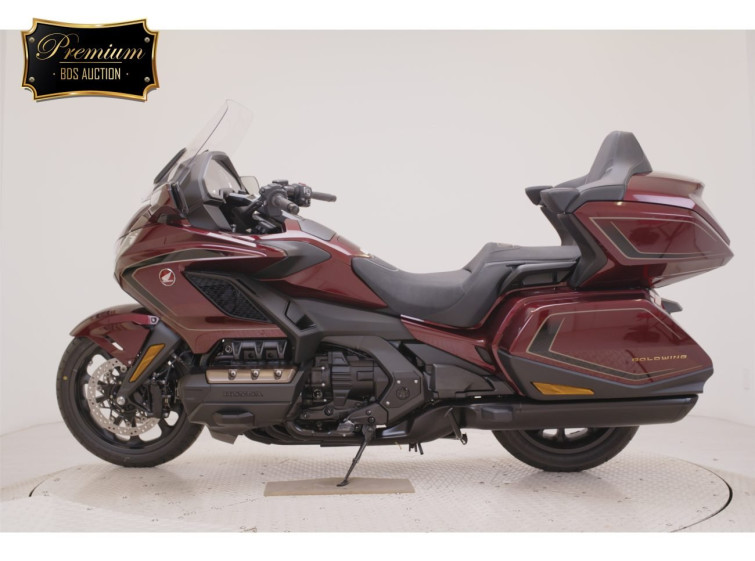 Мотоцикл Honda GL1800 TOUR D с пробегом 28 km