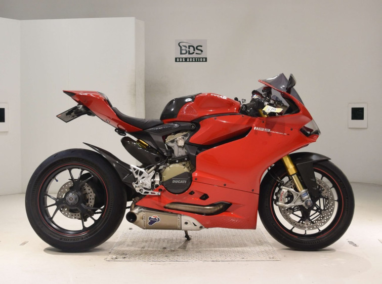 Мотоцикл Ducati GT1000 з пробігом 33453 km