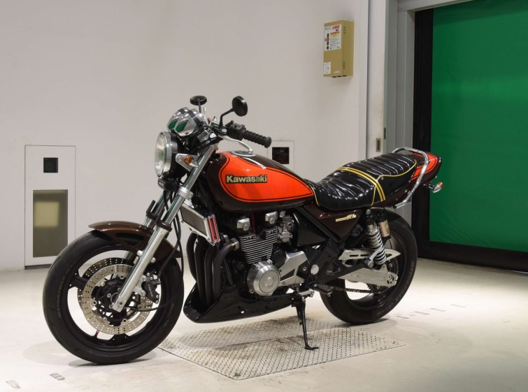 Мотоцикл Kawasaki ZEPHYR400 з пробігом 5461 km