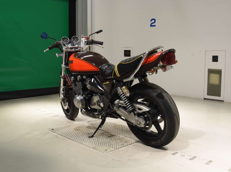 Мотоцикл Kawasaki ZEPHYR400 з пробігом 5461 km