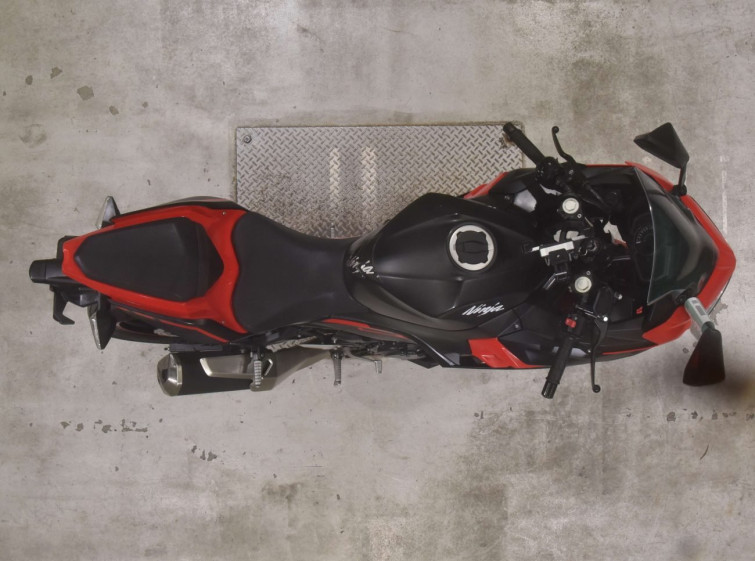 Мотоцикл Kawasaki NINJA250 с пробегом 48040 km