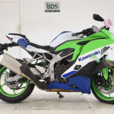 Мотоцикл Kawasaki ZX-4RR с пробегом 6378 km