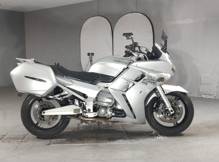 Мотоцикл Yamaha FJR1300 з пробігом 143171 km
