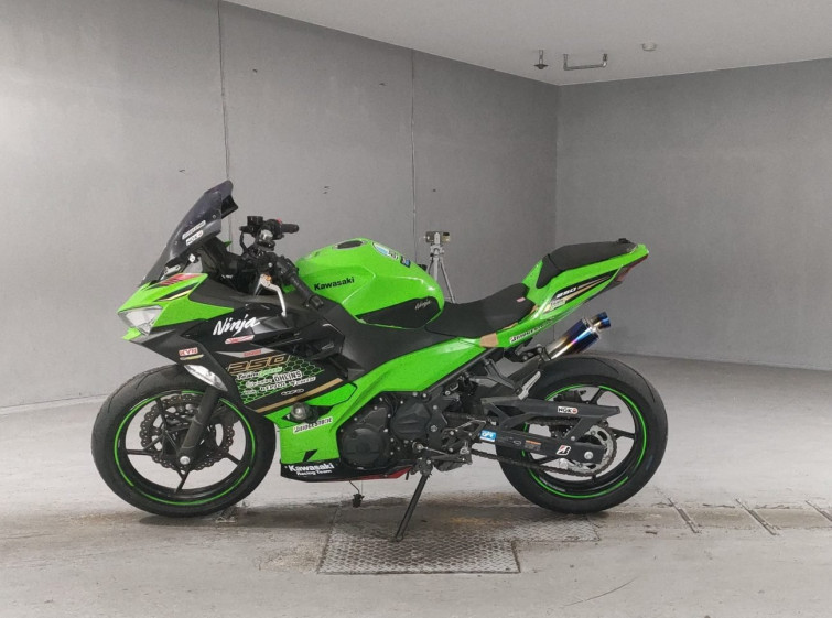 Мотоцикл Kawasaki NINJA250 з пробігом 47472 km