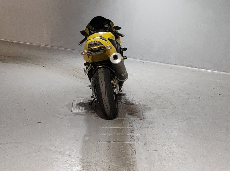 Мотоцикл Honda CBR954RR