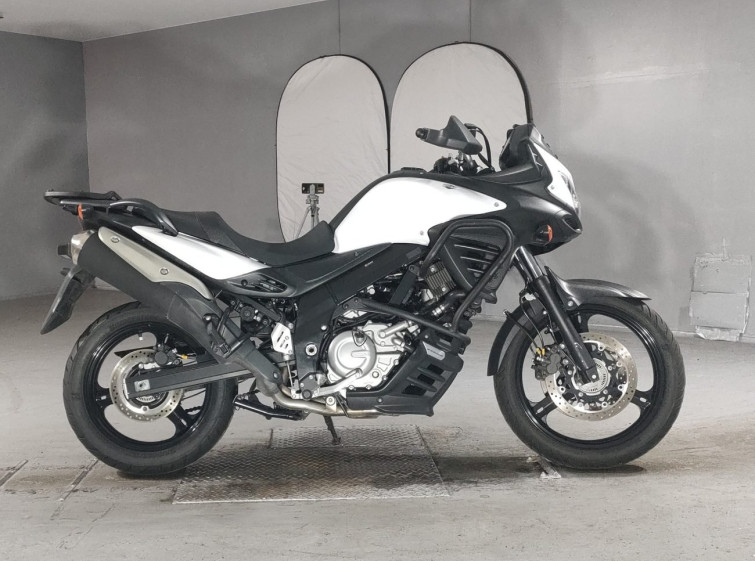 Мотоцикл Suzuki V-STROM DL650 з пробігом 31261 km