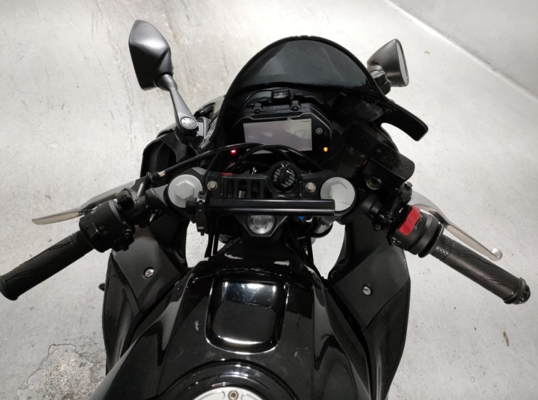 Мотоцикл Yamaha YZF-R3 с пробегом 1810 km