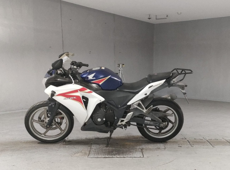 Мотоцикл Honda CBR250R з пробігом 78933 km