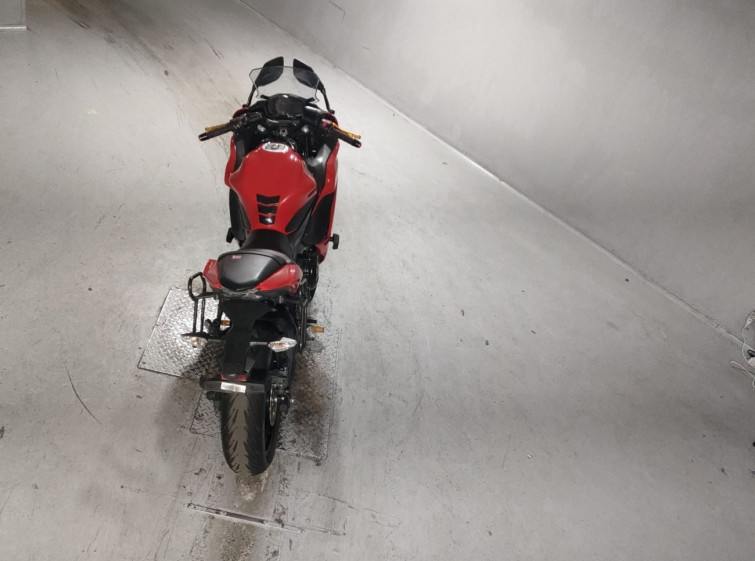 Мотоцикл Kawasaki NINJA650 з пробігом 65767 km