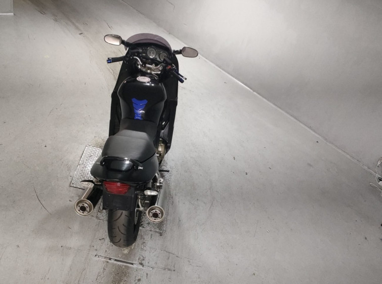Мотоцикл Honda CBR1100XX BLACKBIRD с пробегом 31345 km