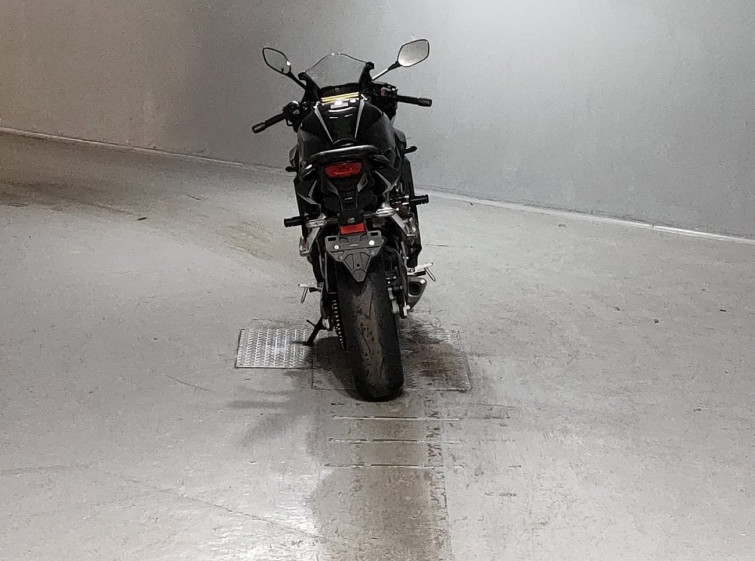 Мотоцикл Honda CBR650R з пробігом 16859 km