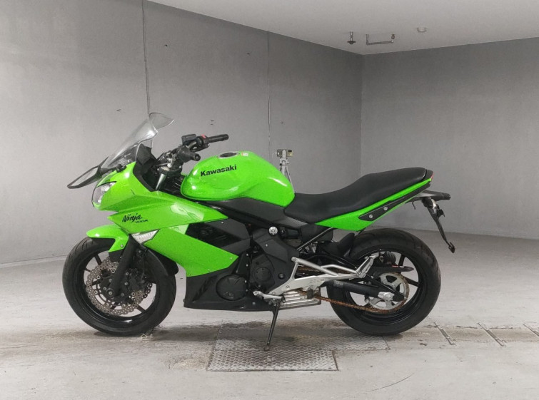 Мотоцикл Kawasaki NINJA400R з пробігом 6916 km