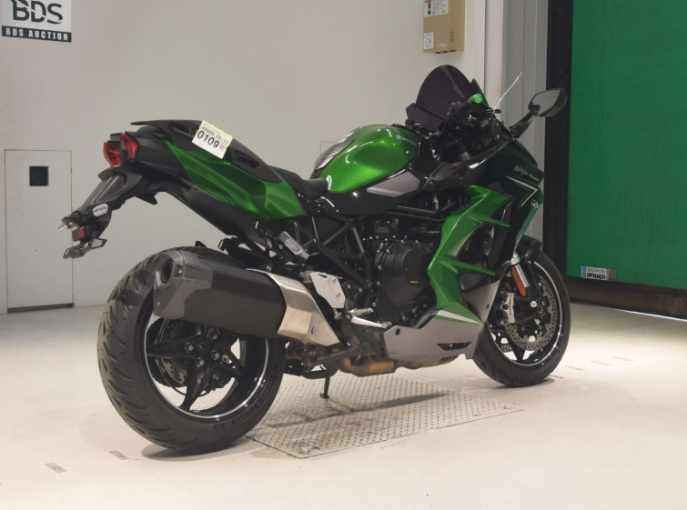 Мотоцикл Kawasaki NINJA H2 SX з пробігом 9790 km