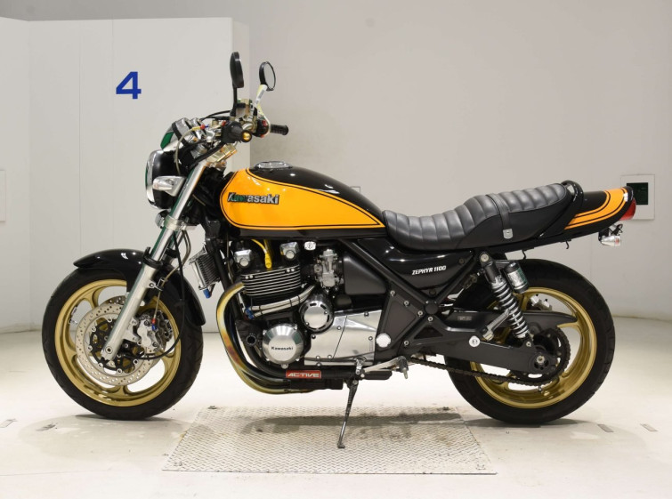 Мотоцикл Kawasaki ZEPHYR1100 з пробігом 13146 km