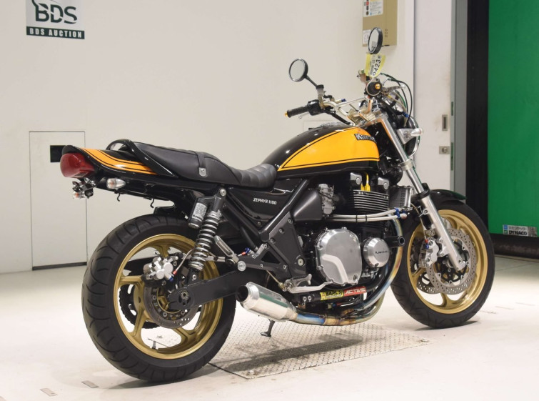 Мотоцикл Kawasaki ZEPHYR1100 з пробігом 13146 km