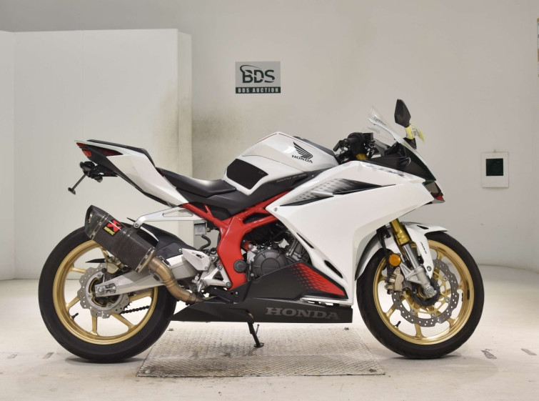 Мотоцикл Honda CBR250RRA з пробігом 14394 km