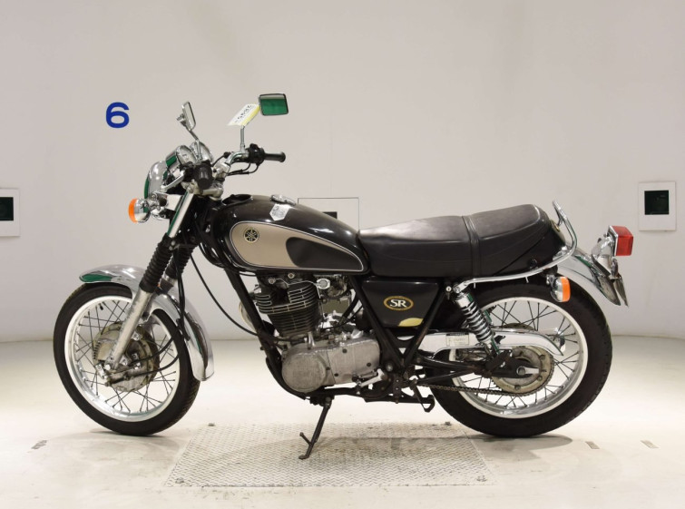 Мотоцикл Yamaha SR500 с пробегом 30168 km