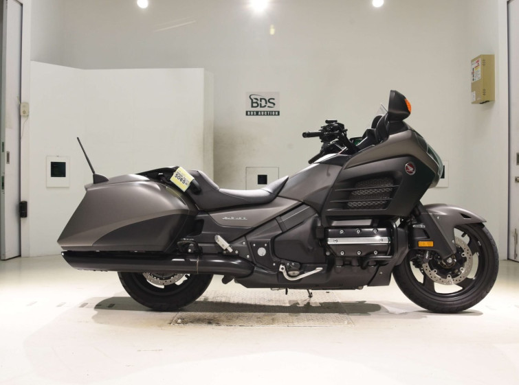 Мотоцикл Honda GL1800 F6B BAGGER с пробегом 17652 km