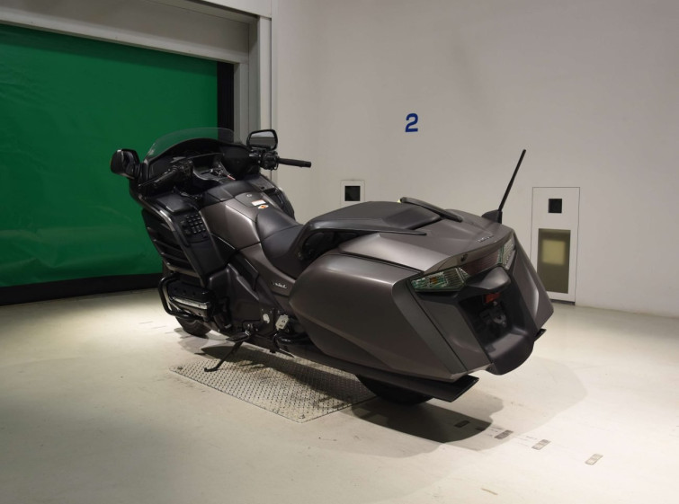 Мотоцикл Honda GL1800 F6B BAGGER с пробегом 17652 km