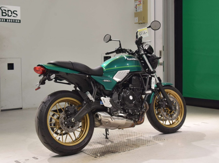 Мотоцикл Kawasaki Z650RS