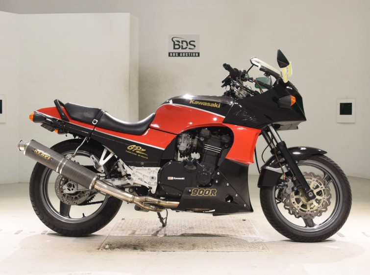 Мотоцикл Kawasaki GPZ900R с пробегом 38431 km