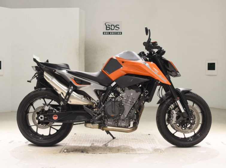 Мотоцикл KTM 790 DUKE
