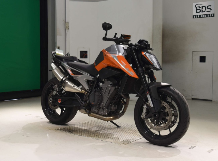 Мотоцикл KTM 790 DUKE