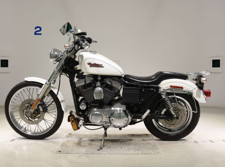 Мотоцикл HD SPORTSTER CUSTOM XL1200C