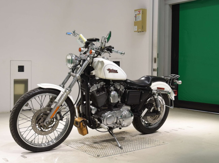 Мотоцикл HD SPORTSTER CUSTOM XL1200C