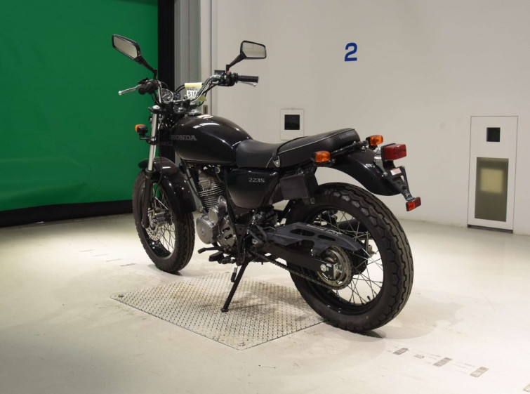 Мотоцикл Honda CB223S з пробігом 8141 km