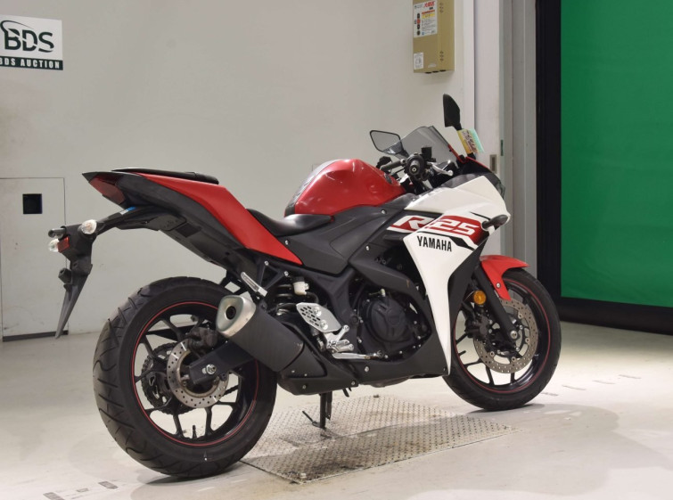 Мотоцикл Yamaha YZF-R25 с пробегом 11193 km