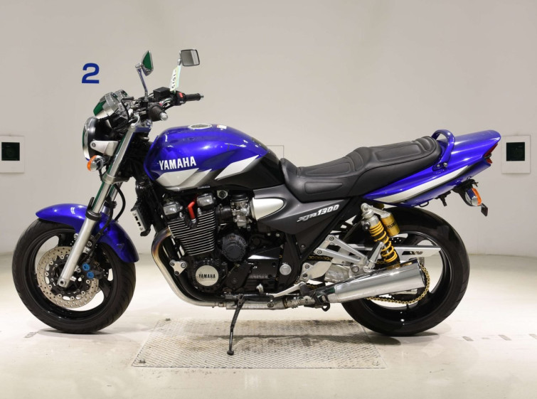 Мотоцикл Yamaha XJR1300 с пробегом 25279 km