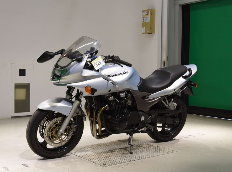 Мотоцикл Kawasaki ZR-7S з пробігом 70841 km