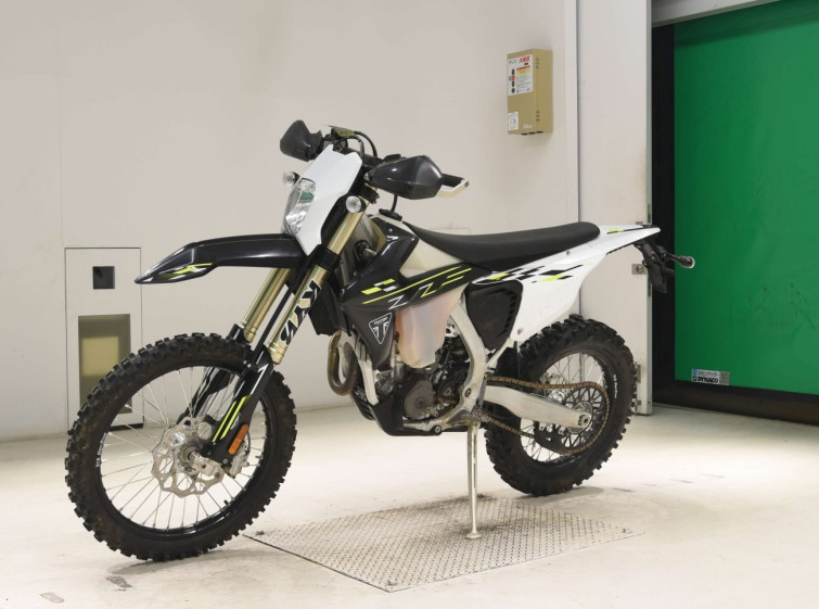 Мотоцикл Triumph TF250E з пробігом 150 km