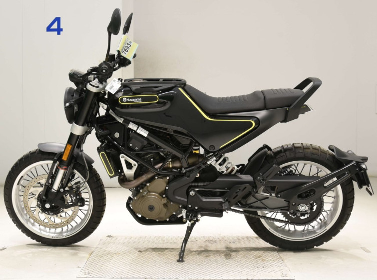 Мотоцикл Husqvarna SVARTPILEN 401 с пробегом 49 km
